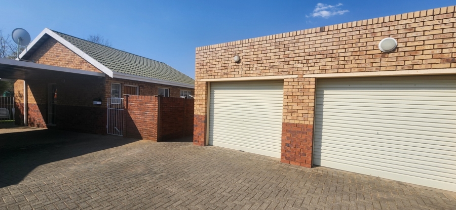 To Let 2 Bedroom Property for Rent in Willows Free State